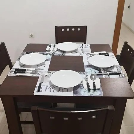 Centro Roquetas 5 Minutos De La Playa En Coche Garaje Solo Si Esta Disponible Apartment